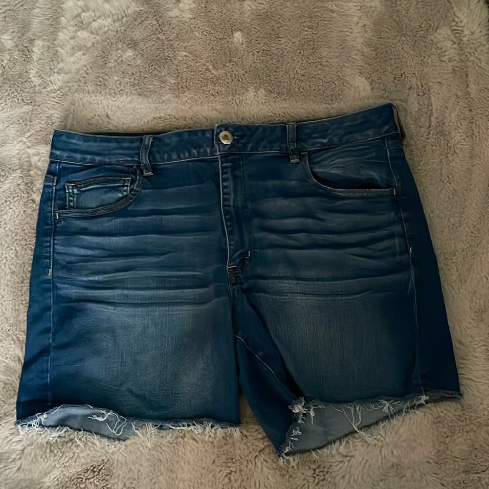 American Eagle High Rise Shorts size 18